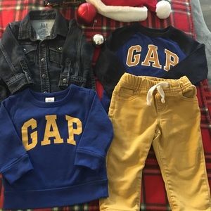 Baby Boy Gap 12-18 m 4 Piece Matching Bundle